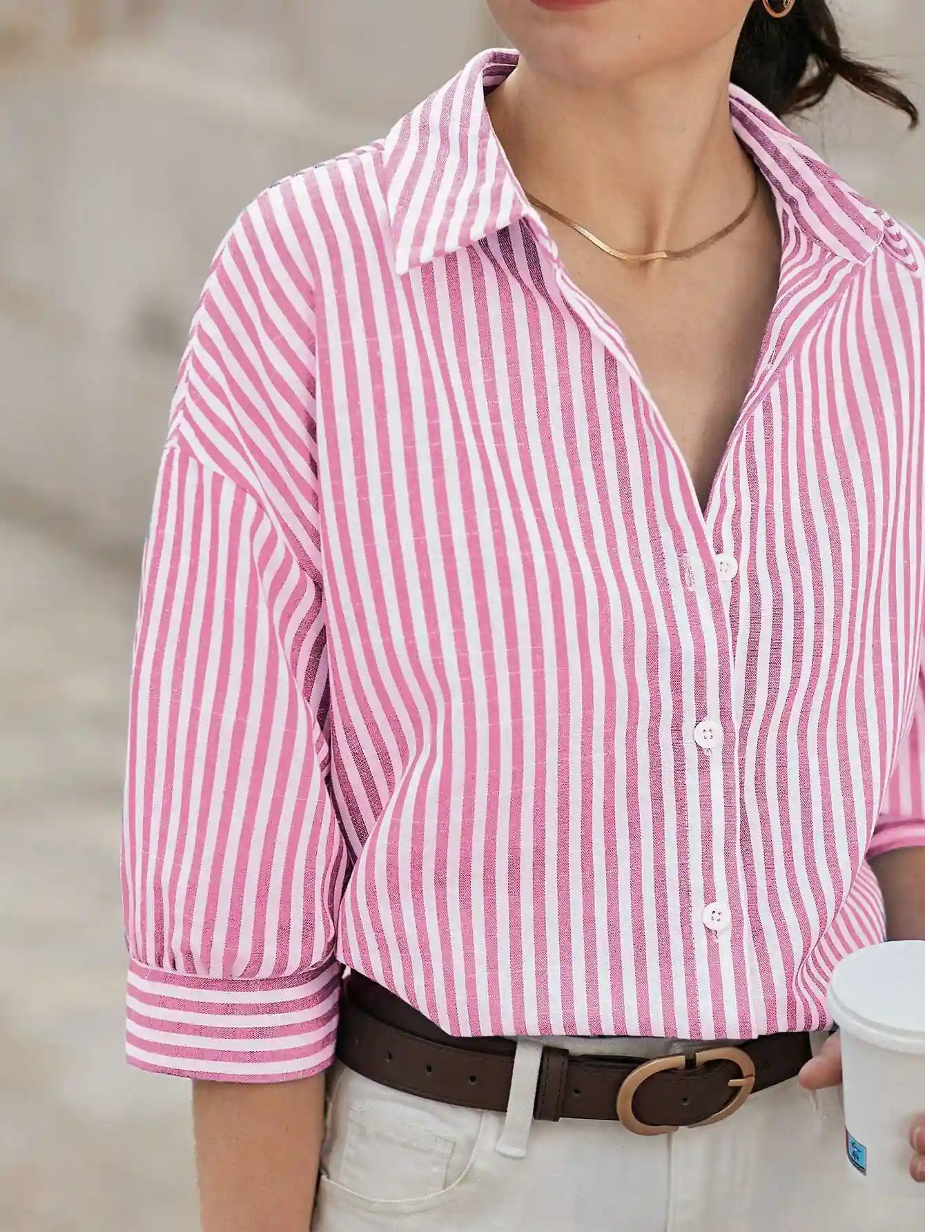 Camisa Listrada com Botões