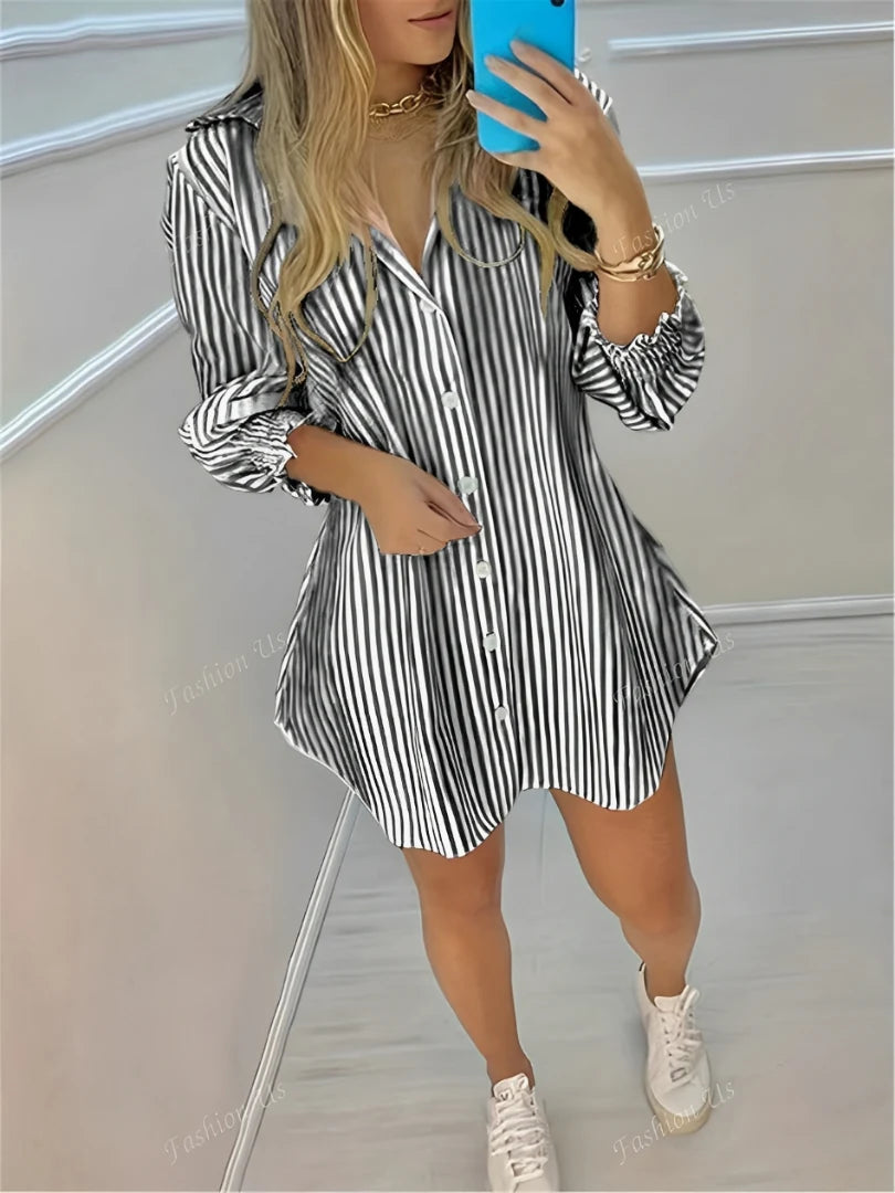 Camisa Feminina com Estampa Listrada Colorida