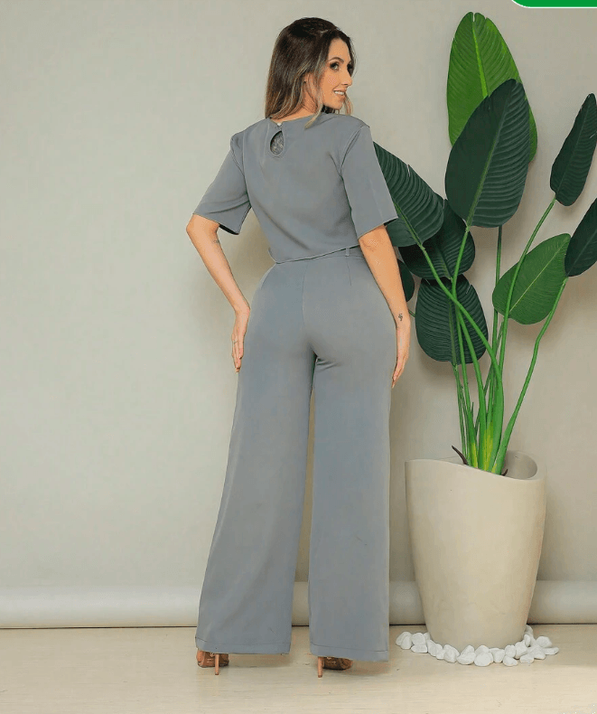 Conjunto de Alfaiataria Manga Curta – Estilo e Conforto em Uma Só Peça
