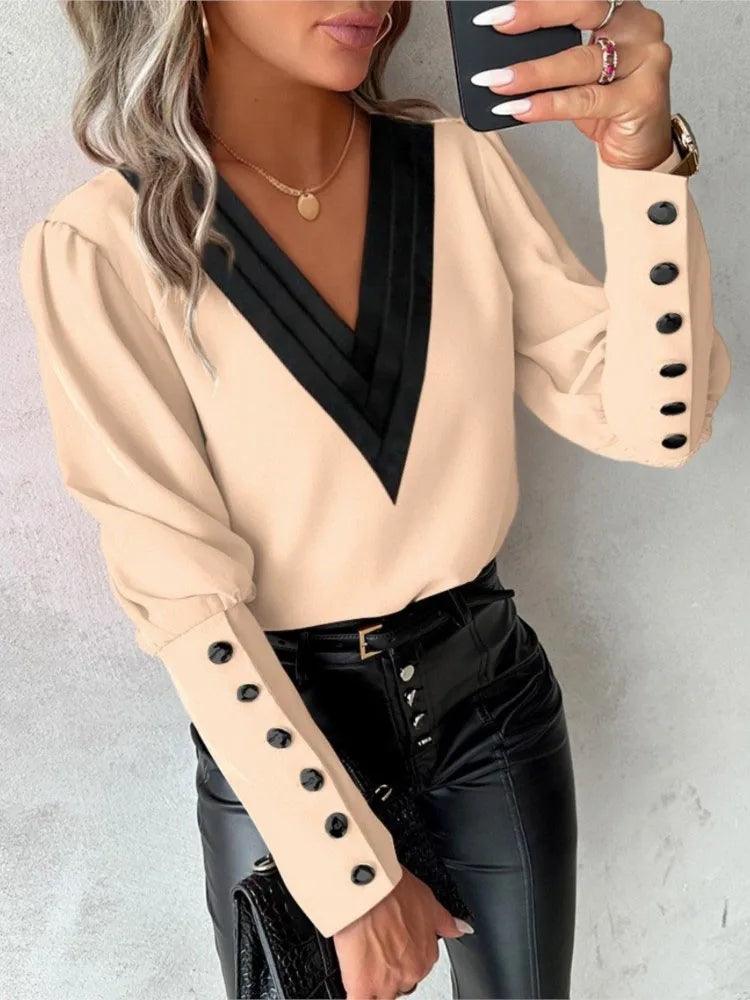 Blusa com Botões na Manga - Gola V