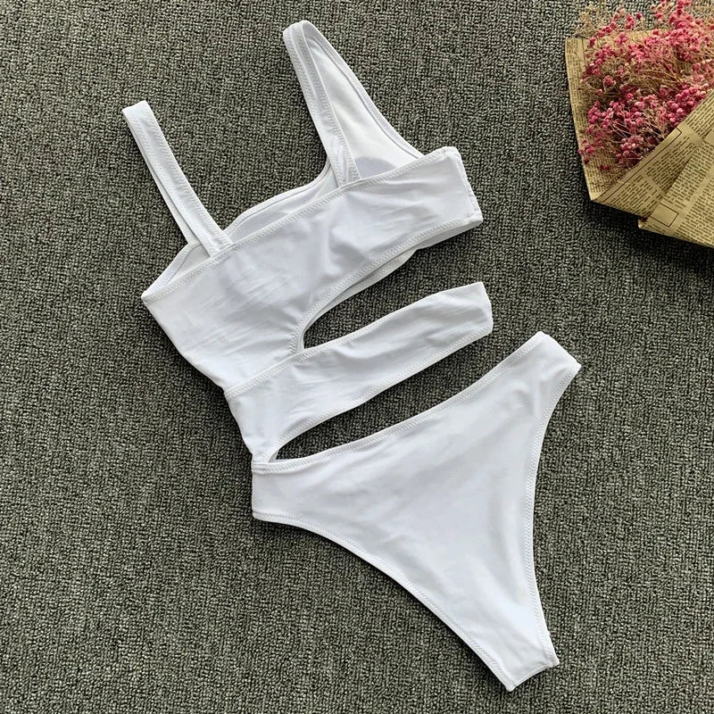 Maiô com Cavas – Estilo e Conforto para um Verão Impecável
