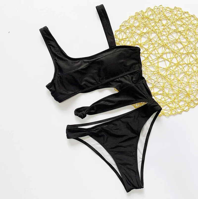 Maiô com Cavas – Estilo e Conforto para um Verão Impecável