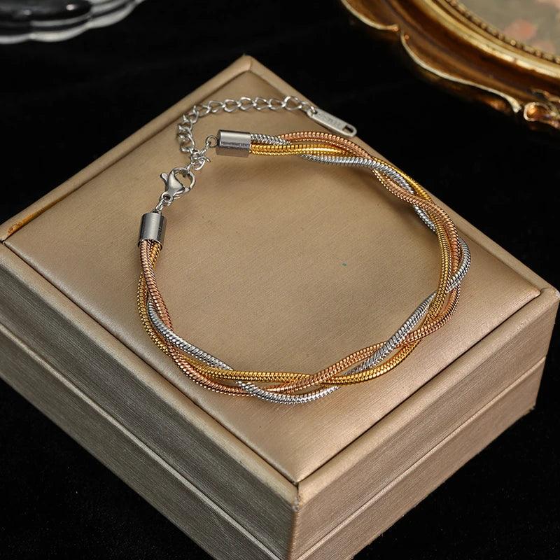 Pulseiras Douradas